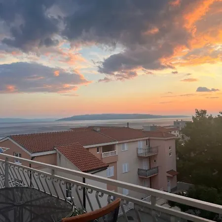Solis Makarska